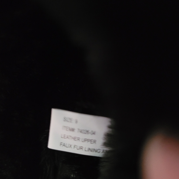 My Pillow Black Slippers Size 9 - Picture 5 of 5